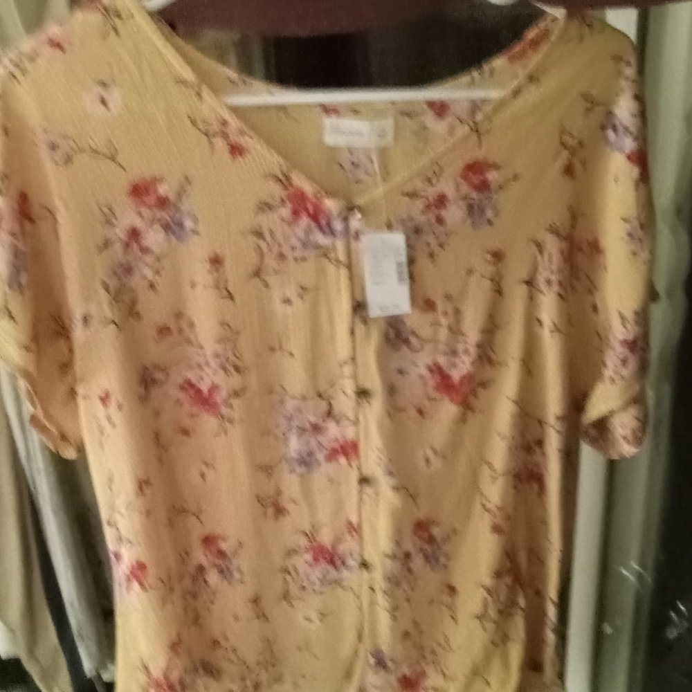 Flower pattern shirt